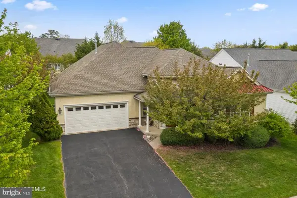 27 Mission Way, BARNEGAT, NJ 08005