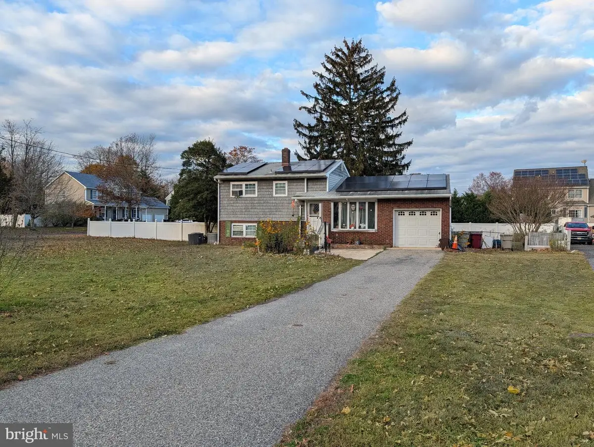 21 Butler Blvd, Bayville, NJ 08721 - #1