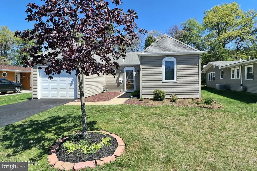 90 Baser Ln, Brick, NJ 08724 - #2
