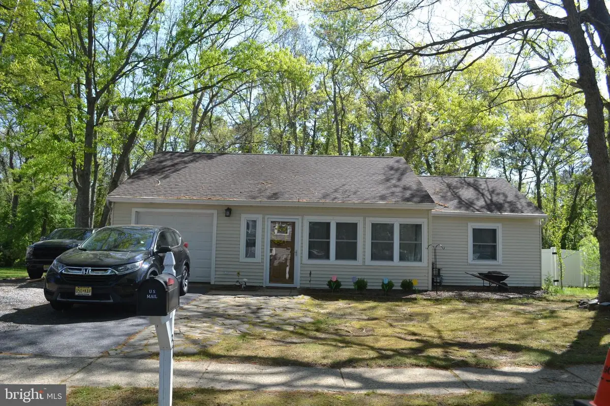 31 Chestnut Way Cir, Barnegat, NJ 08005 - #1