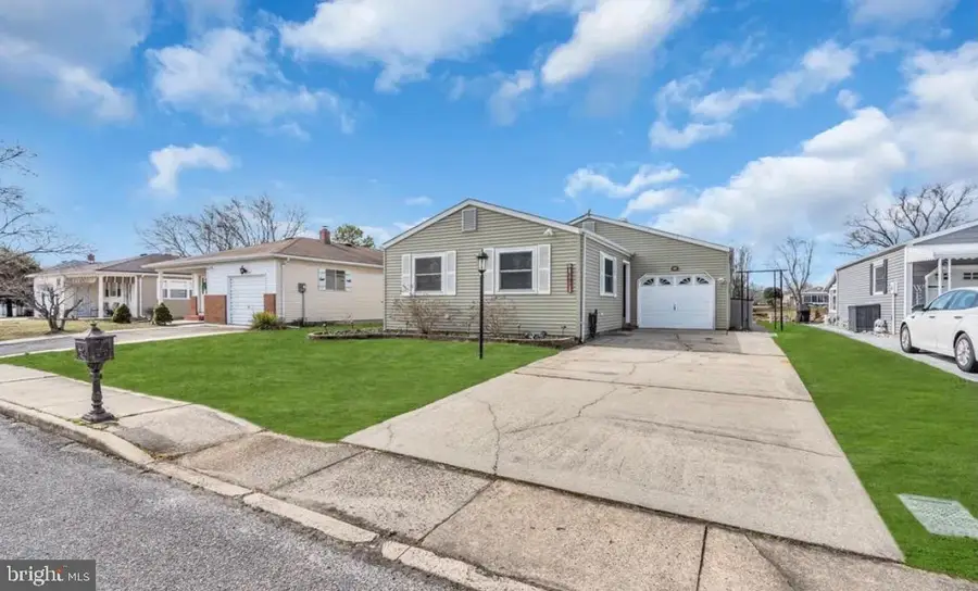 807 Jamaica Blvd, Toms River, NJ 08757 - #2