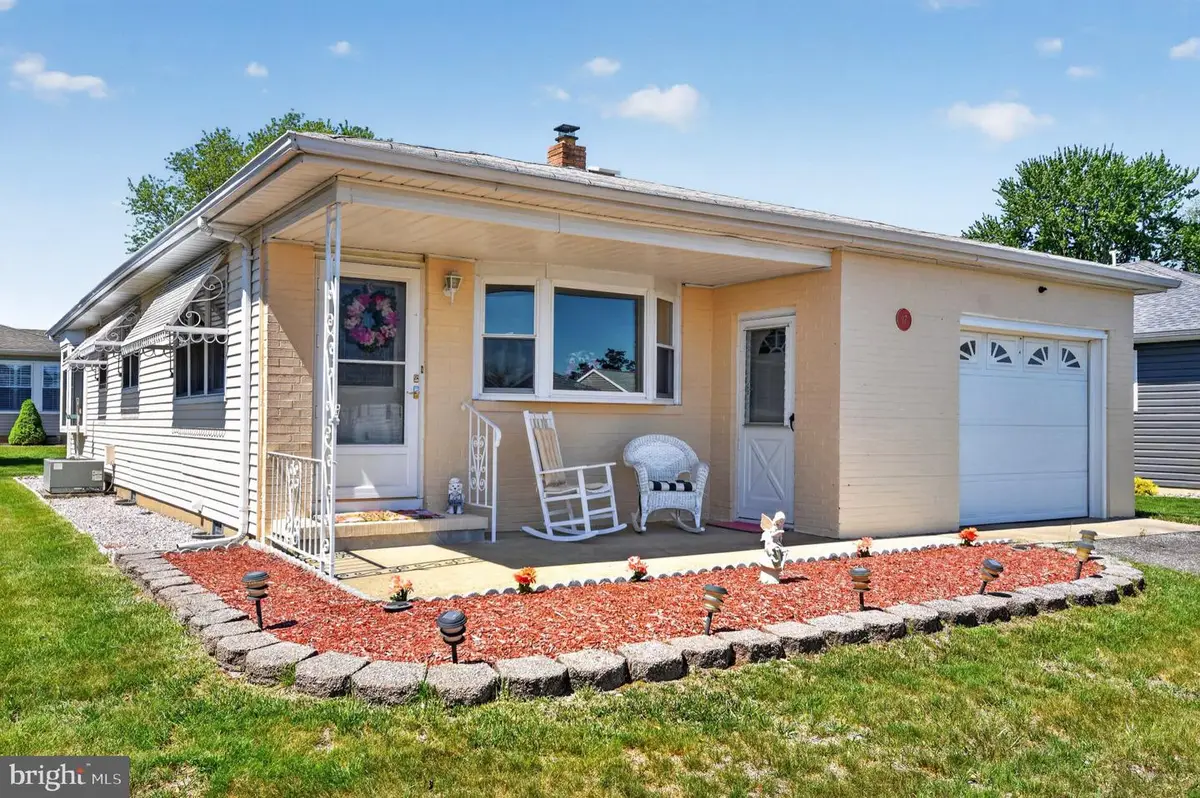 17 Corinth Pl, Toms River, NJ 08757 - #1
