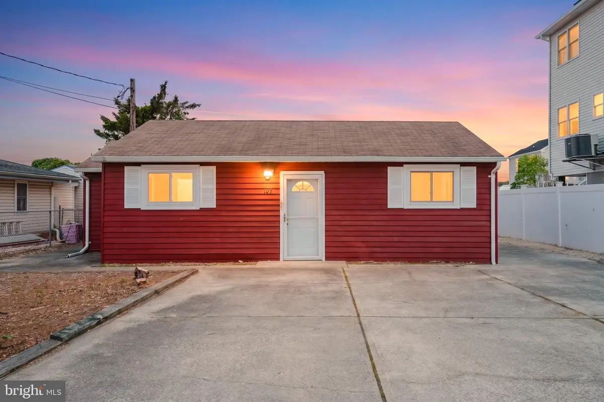 107 E Dory Dr, Tuckerton, NJ 08087 - #1