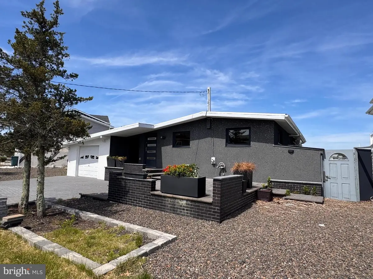 35 Daddy Tucker Dr, Tuckerton, NJ 08087 - #1