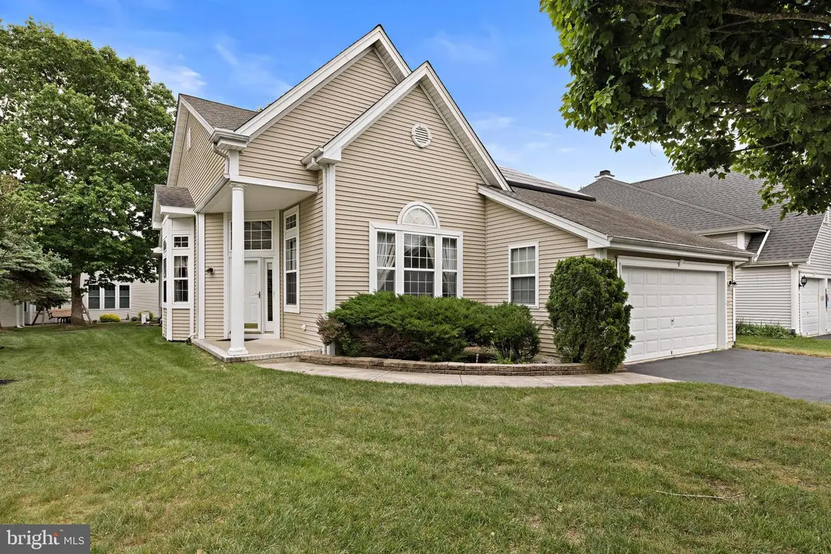 6 Rapids Ct, Barnegat, NJ 08005 - #1