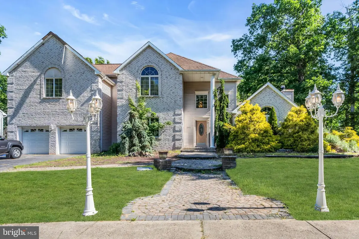 203 Superior Ct, Toms River, NJ 08755 - #1