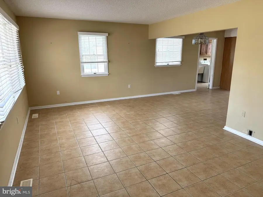 218 W 7th St, Ship Bottom, NJ 08008 - #3