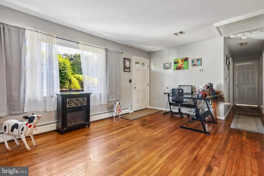 307 Lawrence Dr, Lanoka Harbor, NJ 08734 - #2