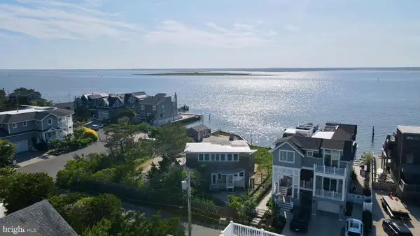 8202 Bay Ter, HARVEY CEDARS, NJ 08008