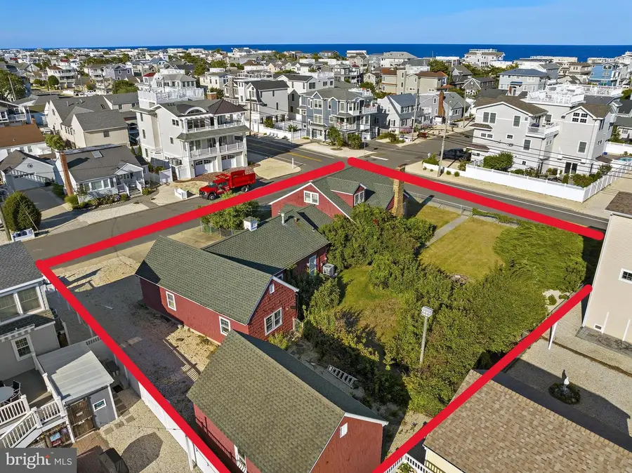 20 E South 33rd St, Long Beach Township, NJ 08008 - #2