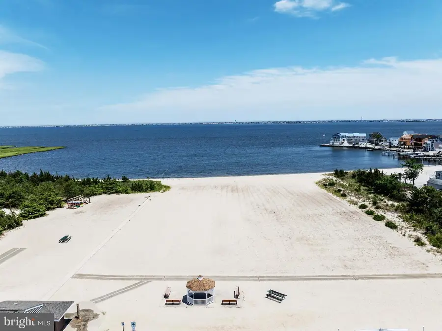 1254 Hereford Close, Toms River, NJ 08753 - #2