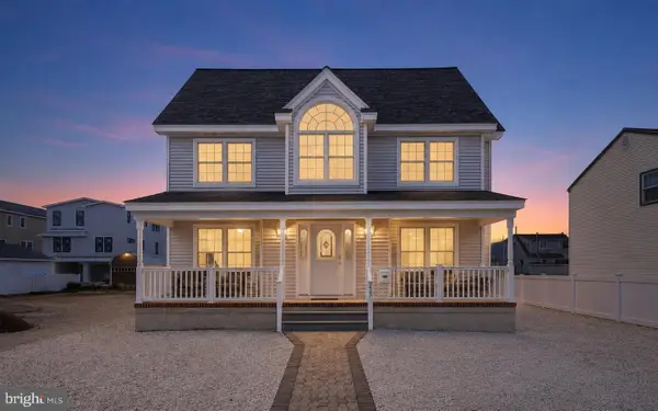 233 N 7th St, SURF CITY, NJ 08008