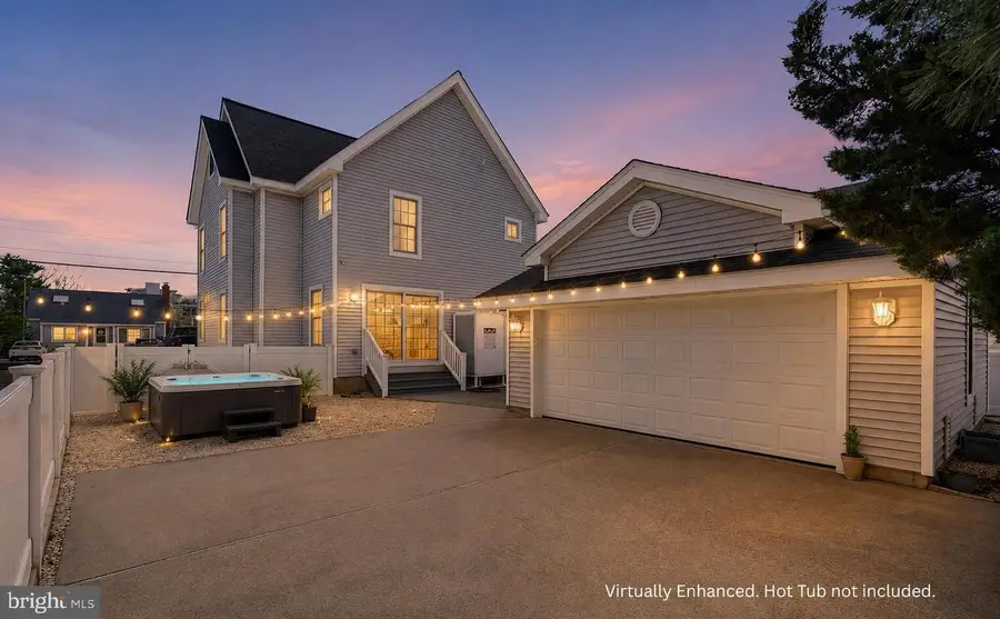 233 N 7th St, Surf City, NJ 08008 - #2