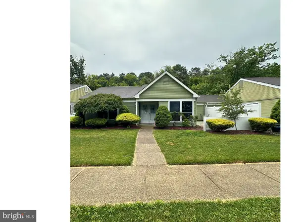 680-b Huntington Dr, MANCHESTER TOWNSHIP, NJ 08759