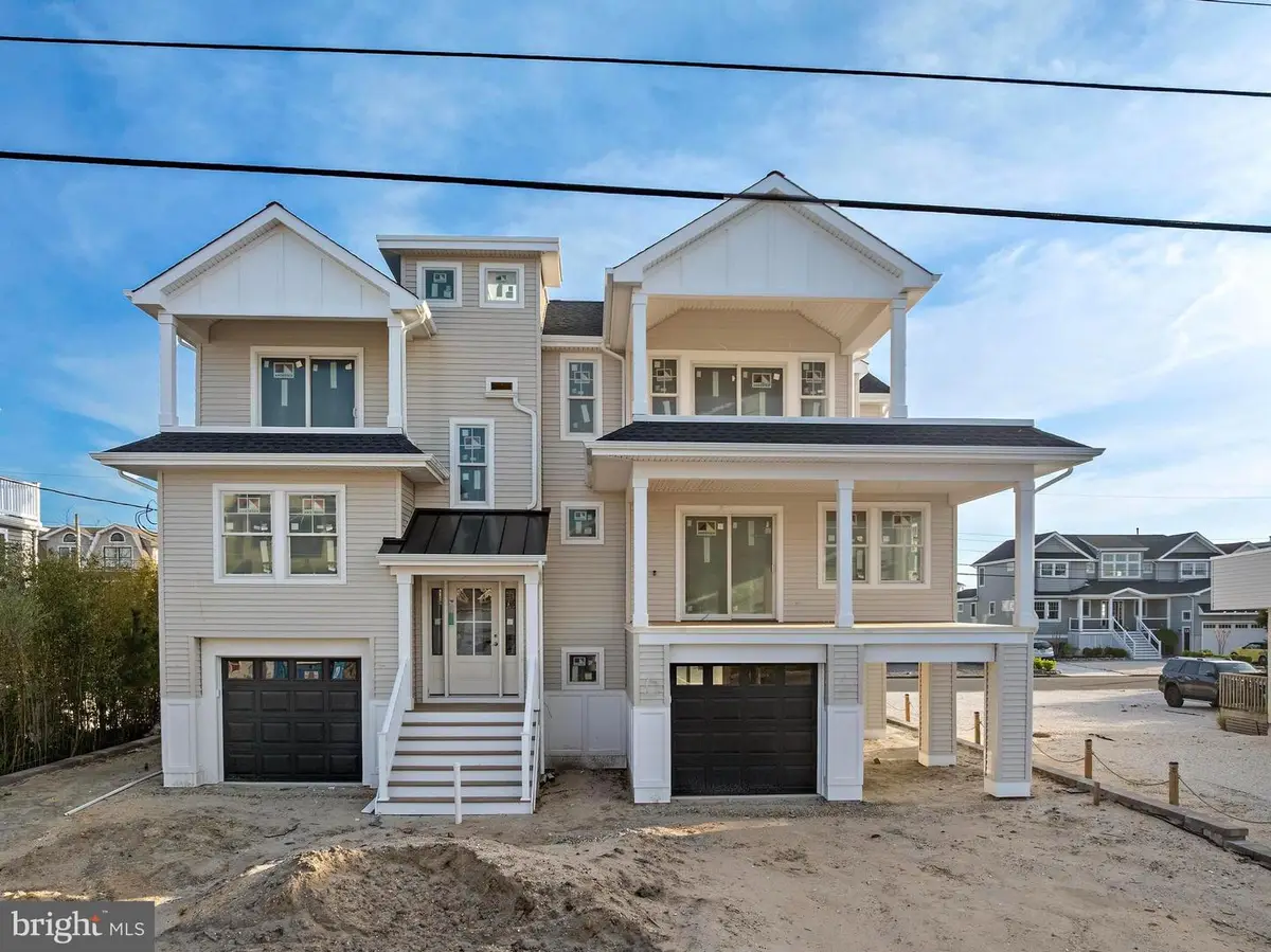 354 W 11th St, Ship Bottom, NJ 08008 - #1