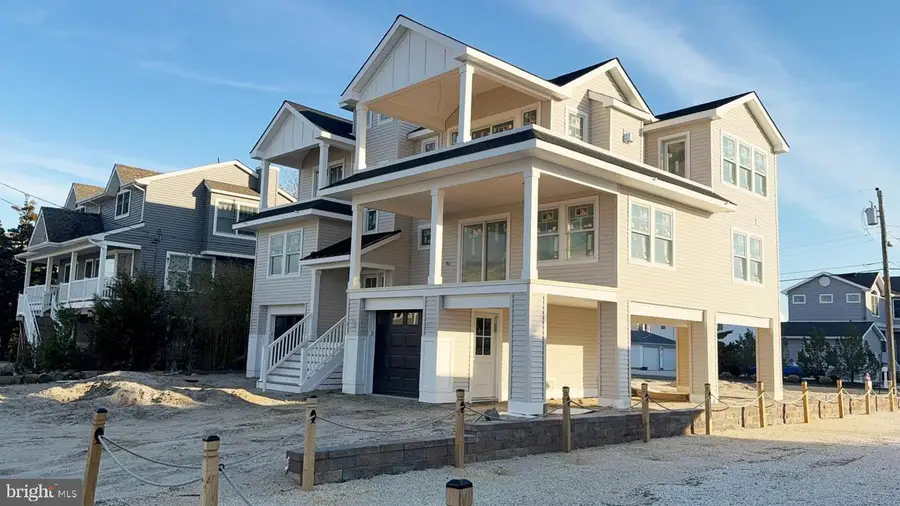 354 W 11th St, Ship Bottom, NJ 08008 - #2