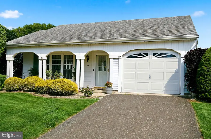 13 Appleby Pl, Manchester, NJ 08759 - #2