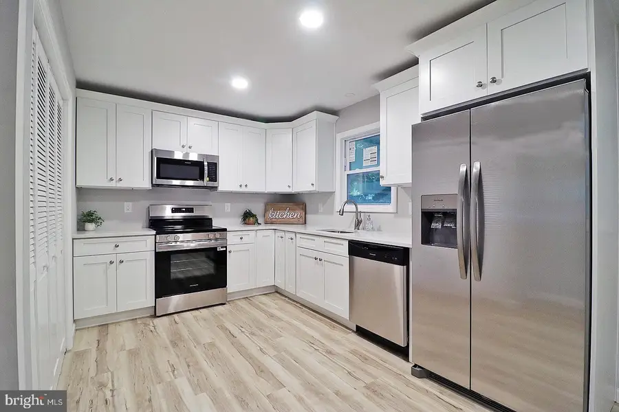 11 Pomona Dr, Barnegat, NJ 08005 - #2