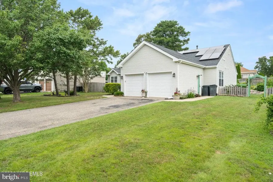 994 Treasure Ave, Manahawkin, NJ 08050 - #2