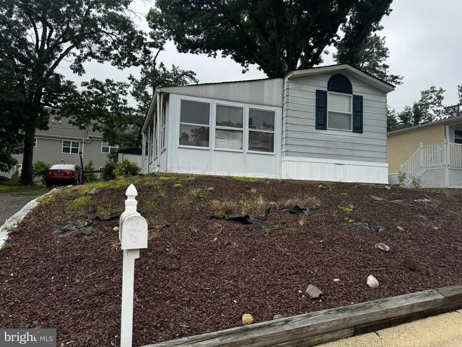 100 Roberts, Toms River, NJ 08755 - #2