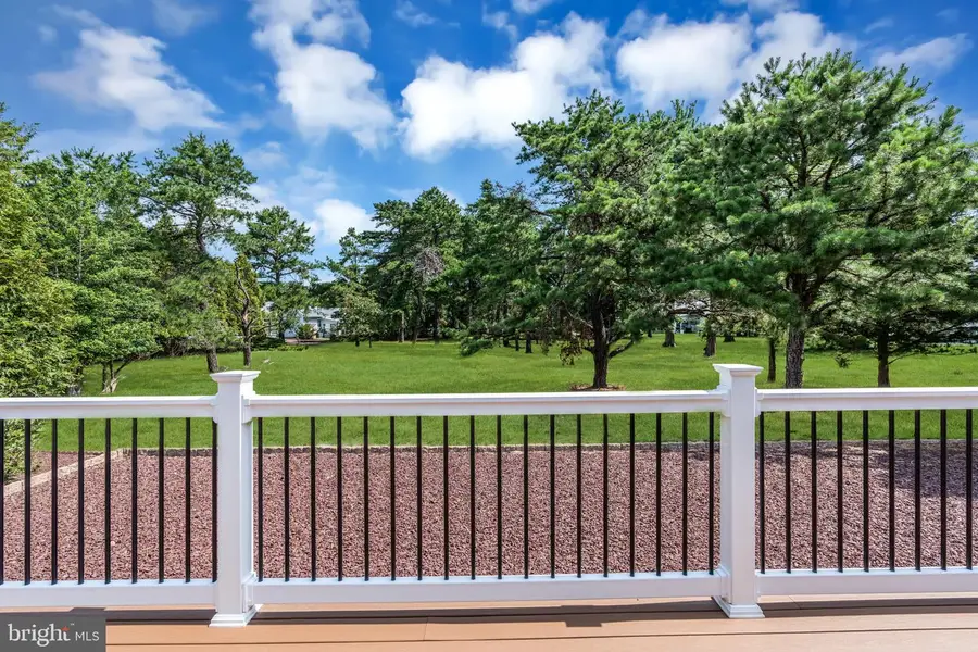 3 Randalls Dr, Toms River, NJ 08757 - #3