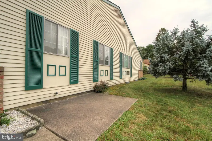 4-b Ivy St #b, Whiting, NJ 08759 - #3
