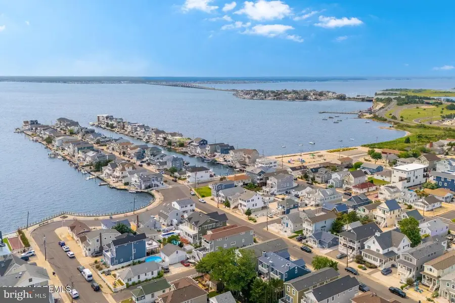 1312 Berkeley Ln, Seaside Park, NJ 08752 - #3
