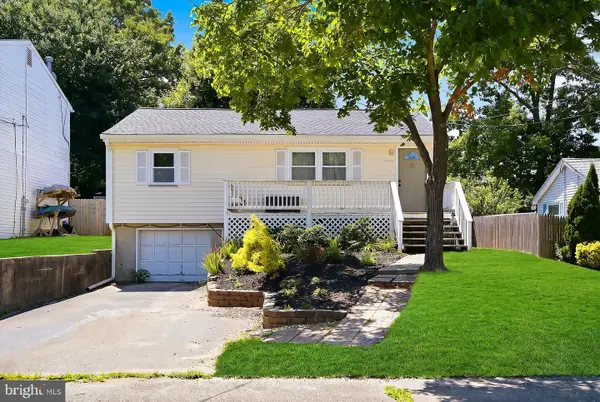 2085 Brookdale Park Dr, FORKED RIVER, NJ 08731