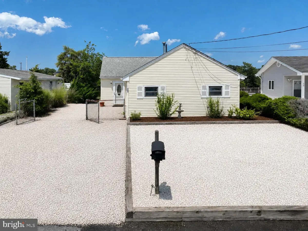 28 Lake Saint Clair Dr, Little Egg Harbor, NJ 08087 - #1