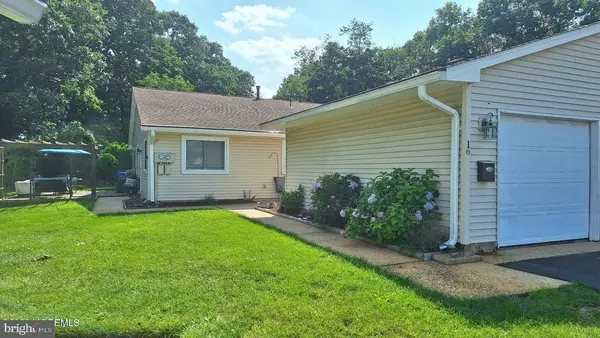 16 Debbie Dr #5101, BRICK, NJ 08724