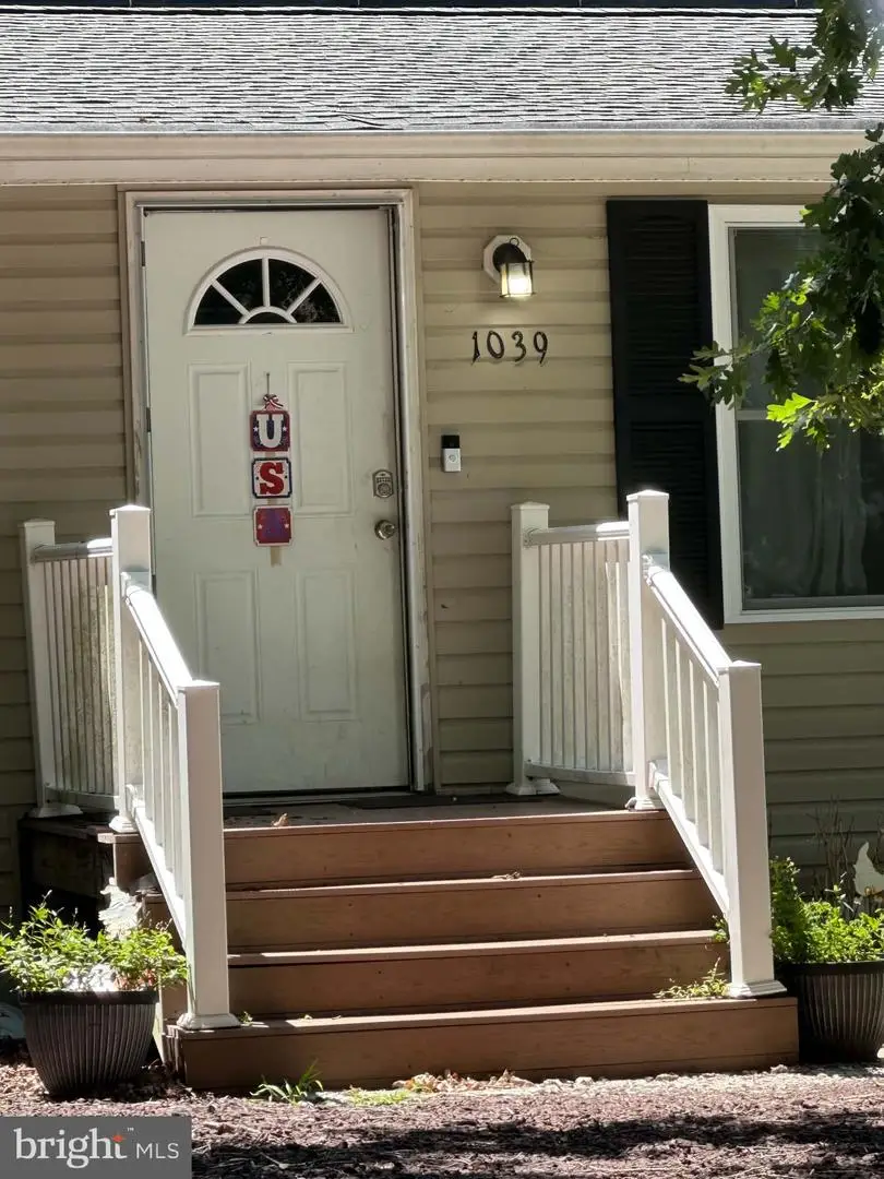 1039 Clearwater Ave, Manahawkin, NJ 08050 - #2