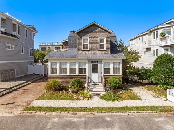 16 N 9th St E, SURF CITY, NJ 08008
