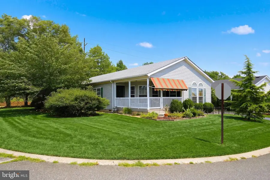 60 Fort Lee Drive, Manahawkin, NJ 08050 - #2