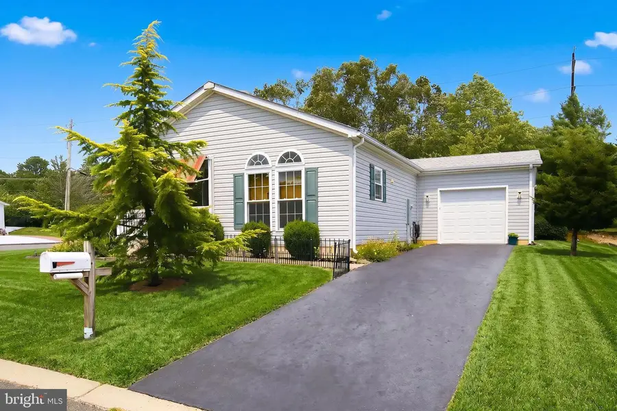 60 Fort Lee Drive, Manahawkin, NJ 08050 - #3