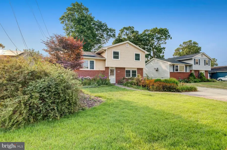 327 Twin Lakes Blvd, Little Egg Harbor, NJ 08087 - #2
