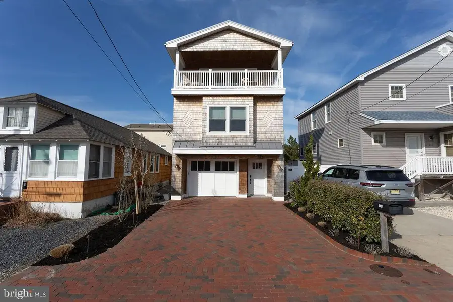115 E 28th St, Ship Bottom, NJ 08008 - #2