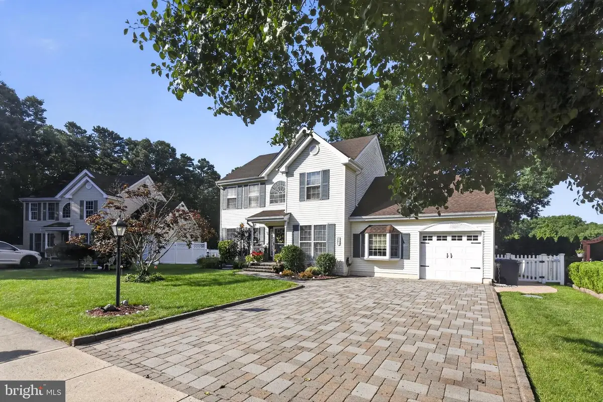 105 Hollow Oak Ln, Manahawkin, NJ 08050 - #1