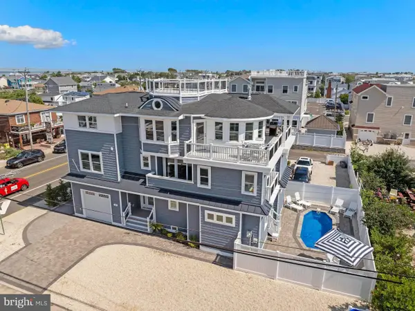 51 N 21st St, SURF CITY, NJ 08008