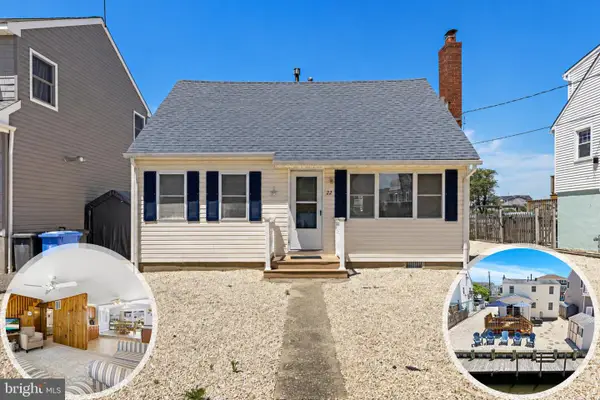 22 Joan Dr, MANAHAWKIN, NJ 08050