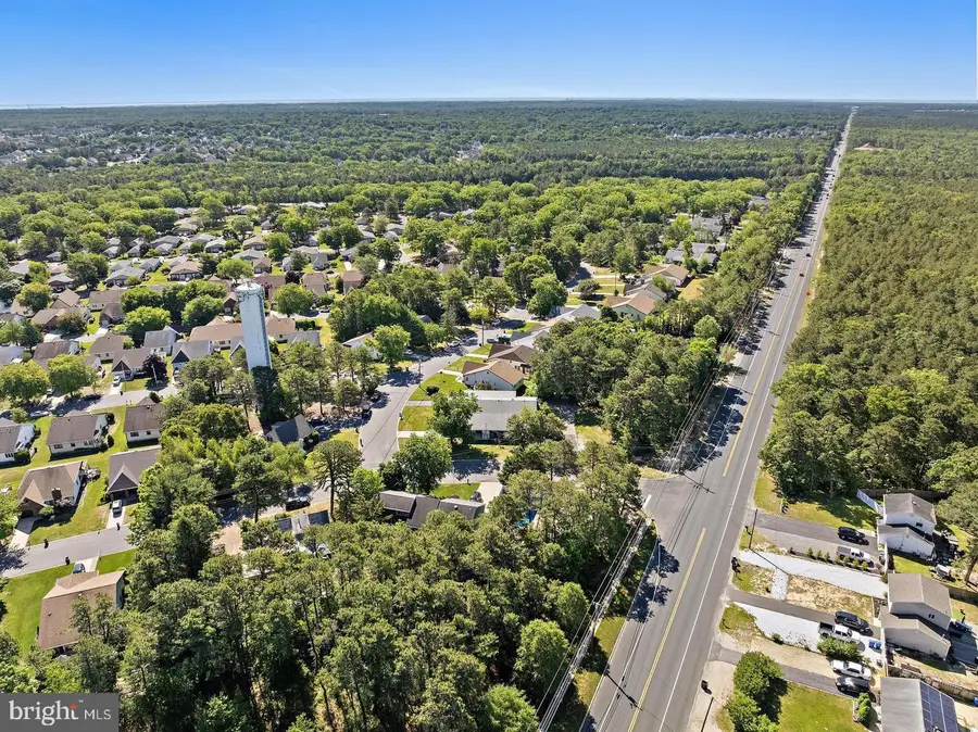 2 Acorn Rd, Manahawkin, NJ 08050 - #2