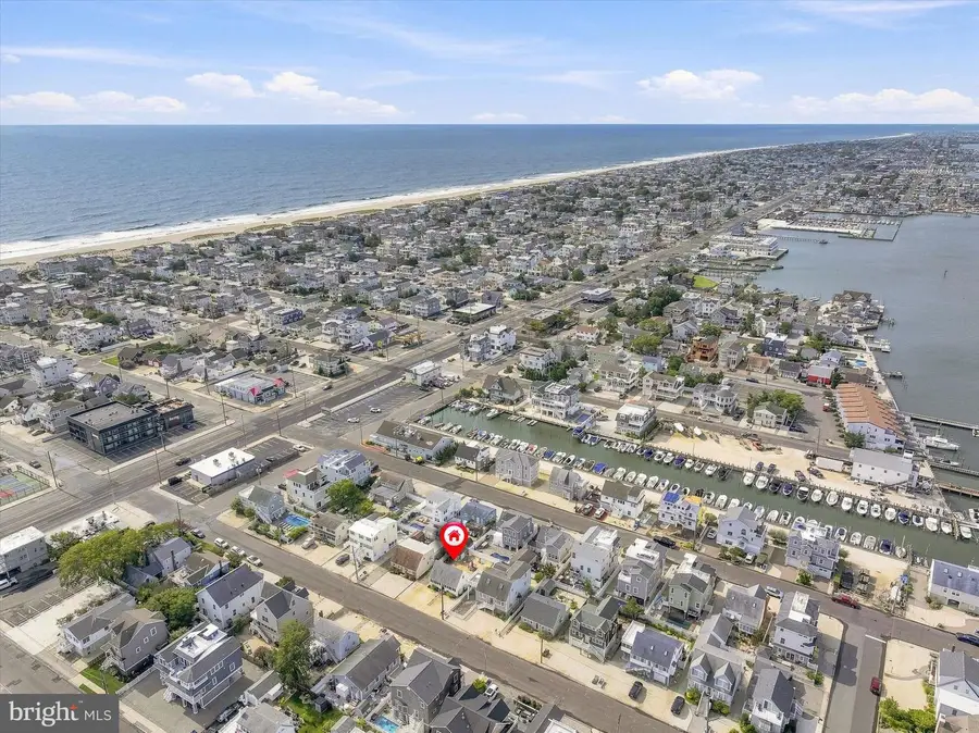 18 W South 34th St, Long Beach Township, NJ 08008 - #2