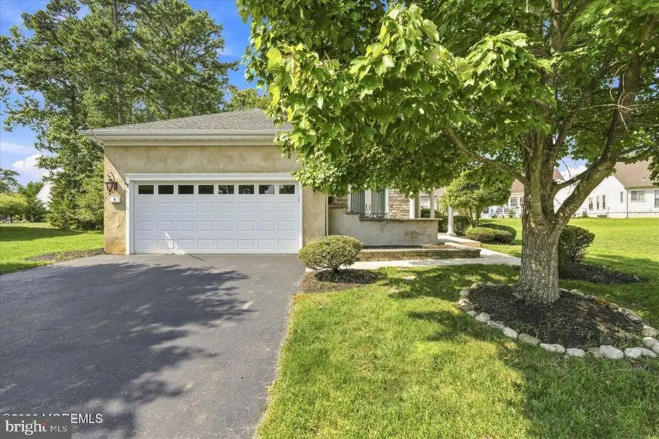 6 Minot Light Ct, Barnegat, NJ 08005 - #1