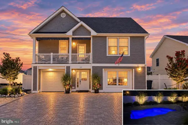 20 Jeri-ann Dr, MANAHAWKIN, NJ 08050