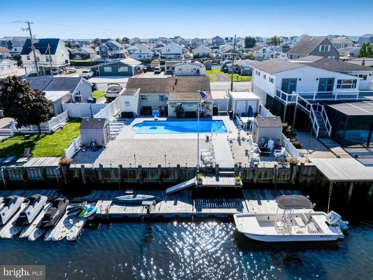 1044 Radio Rd, Little Egg Harbor, NJ 08087 - #1