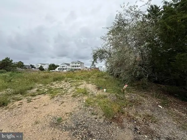 48 W Raritan Dr, LITTLE EGG HARBOR TWP, NJ 08087