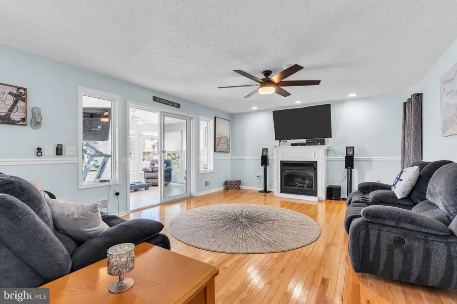 1210 Varuna Dr, Forked River, NJ 08731 - #3