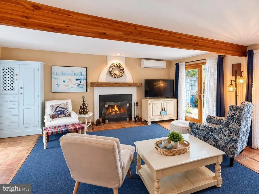 18 W Sail Dr, Little Egg Harbor, NJ 08087 - #3