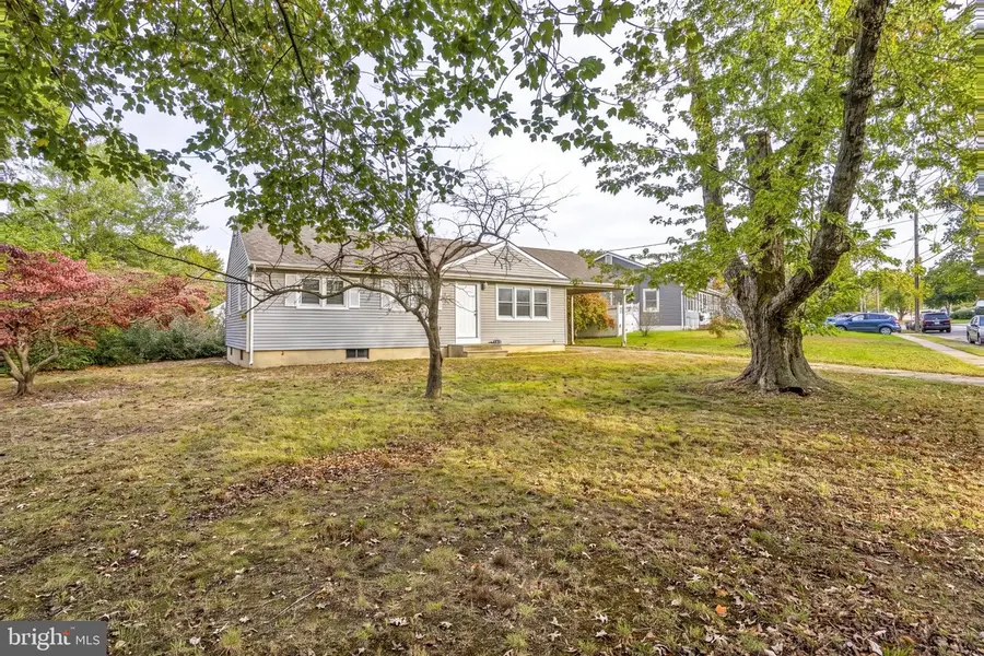 186 Wedgewood Dr, Toms River, NJ 08753 - #3
