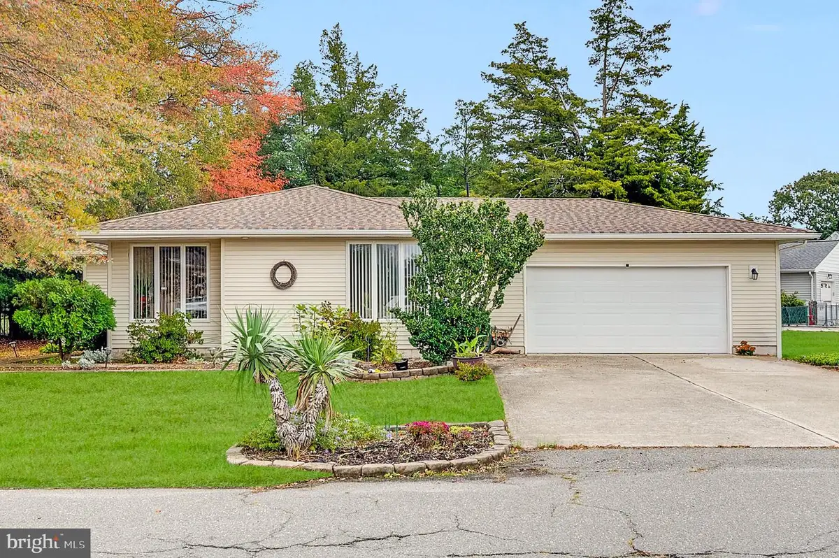 33 Atlantis Blvd, Little Egg Harbor, NJ 08087 - #1