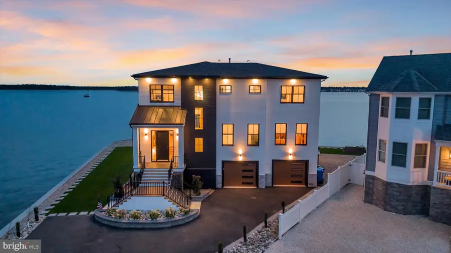 247 Bay Dr, Toms River, NJ 08753 - #2